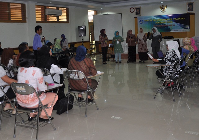 Diklat Master of Trainer (MoT) Pendidik PAUD untuk Peningkatan Kompetensi